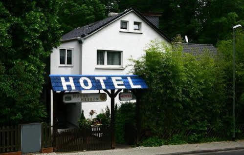 Hotel Kronberg Кронберг Экстерьер фото
